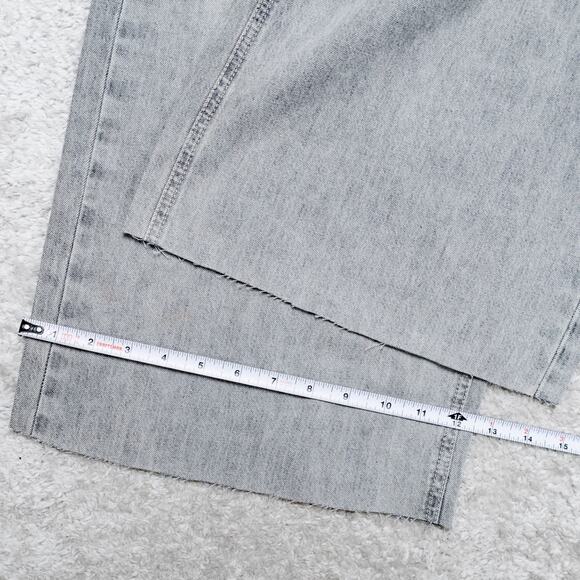 H&M Gray Wash Wide Leg Pull On Denim Jeans Pants Ankle Length Womens Size M - Picture 13 of 15